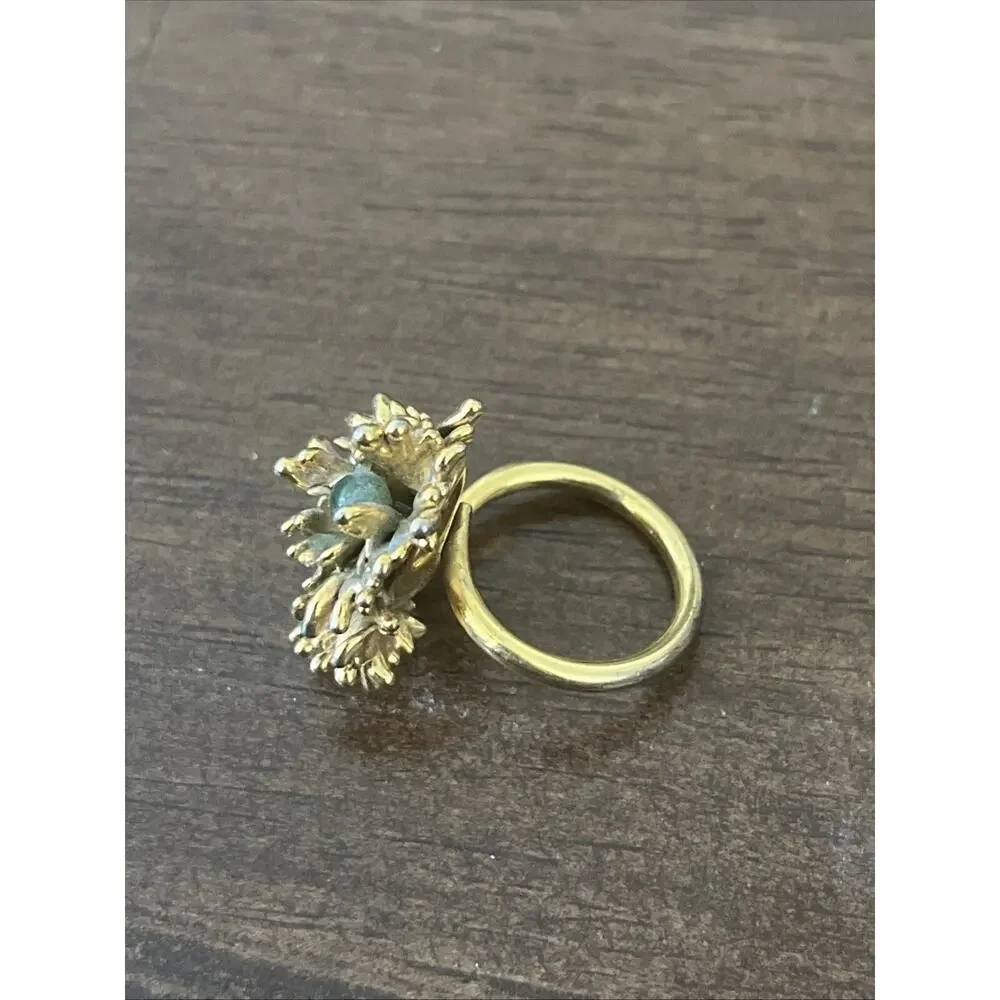 Vintage Gold Cluster With Jade Bead Ring Gold Tone/plated Size 5.5